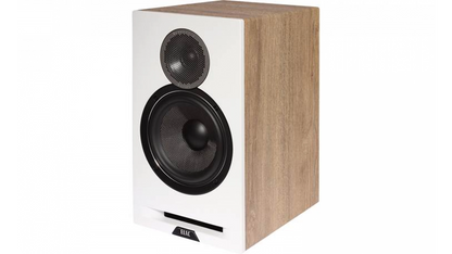 ELAC Debut Reference - 6-1/2" Bookshelf Speakers - White baffle, Oak Cabinet